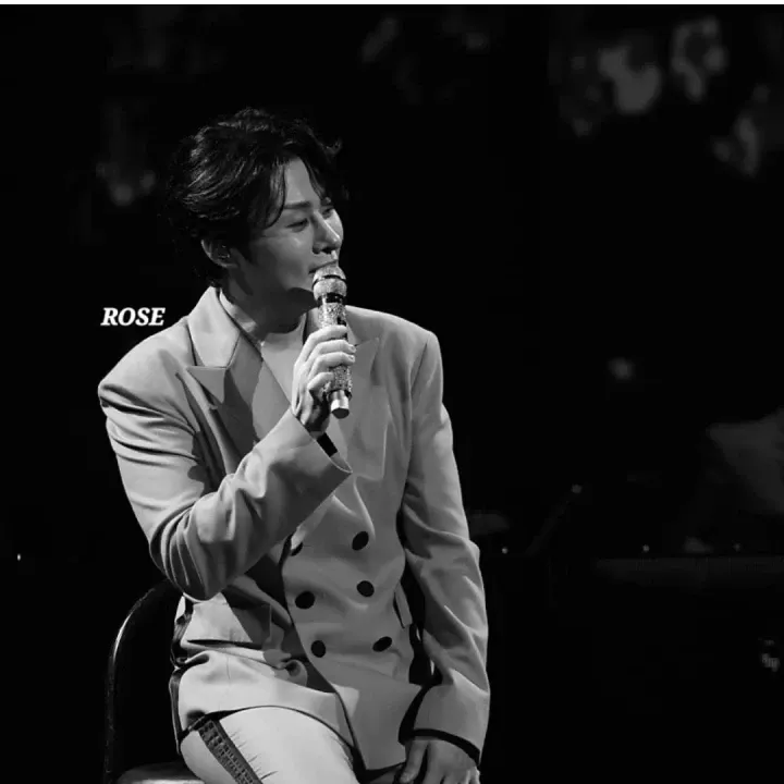 Behind-the-scenes cut of Kang Moonkyung