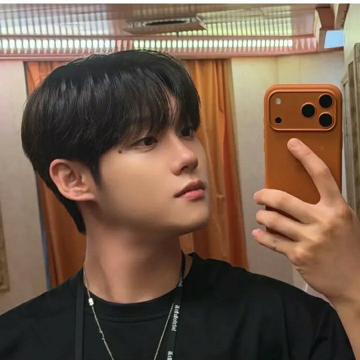 Behind-the-scenes cut of Choi Jaemyeong