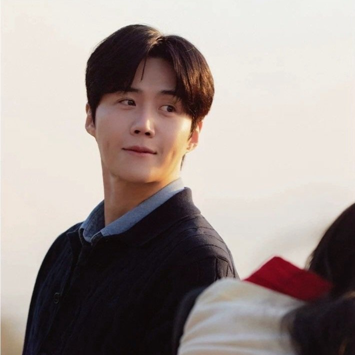 Latest photo of Kim Seonho