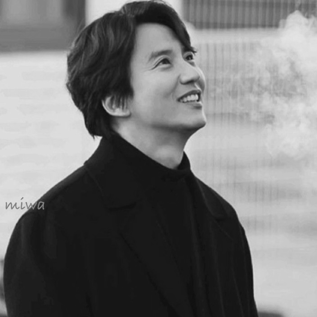 Behind-the-scenes cut of Kim Namgil