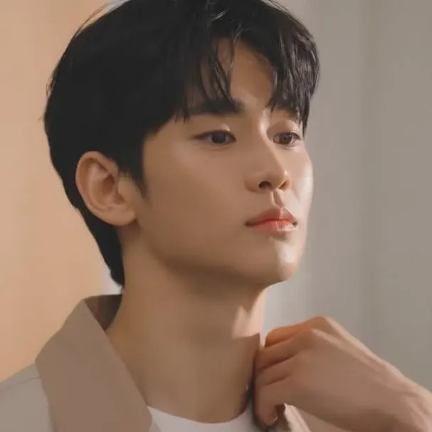 A moment captured by a fan of Kim Soohyun