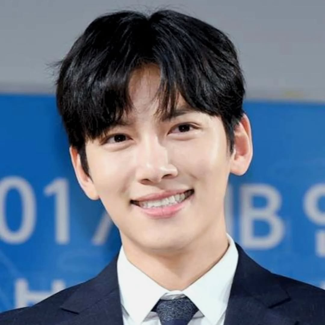 Latest photo of Ji Changwook