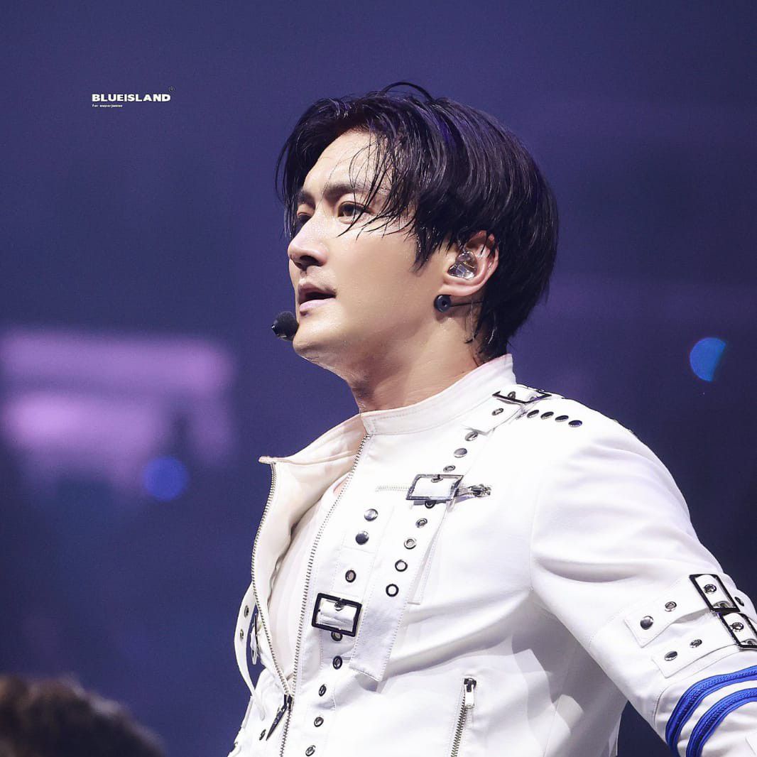 粉絲拍下的崔始源瞬間