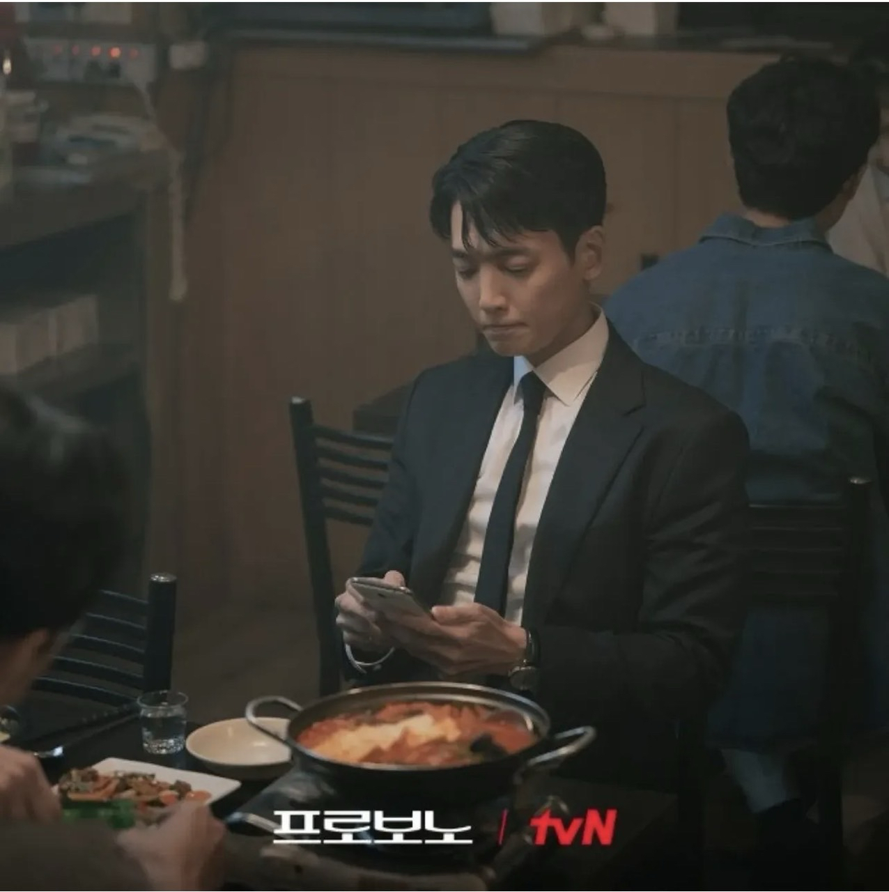 Behind-the-scenes cut of Jung Kyungho