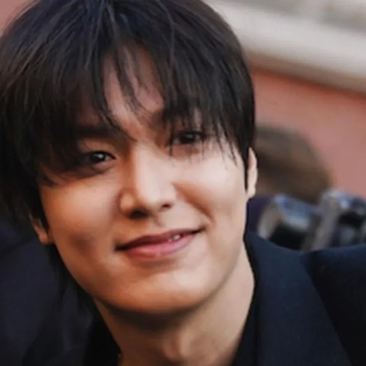 Behind-the-scenes cut of Lee Minho