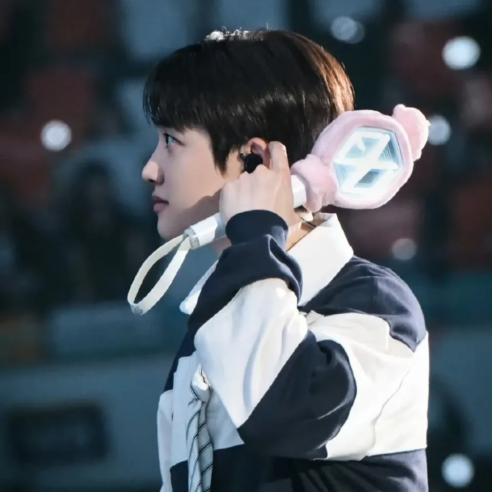 도경수 (디오) 최근 활동샷