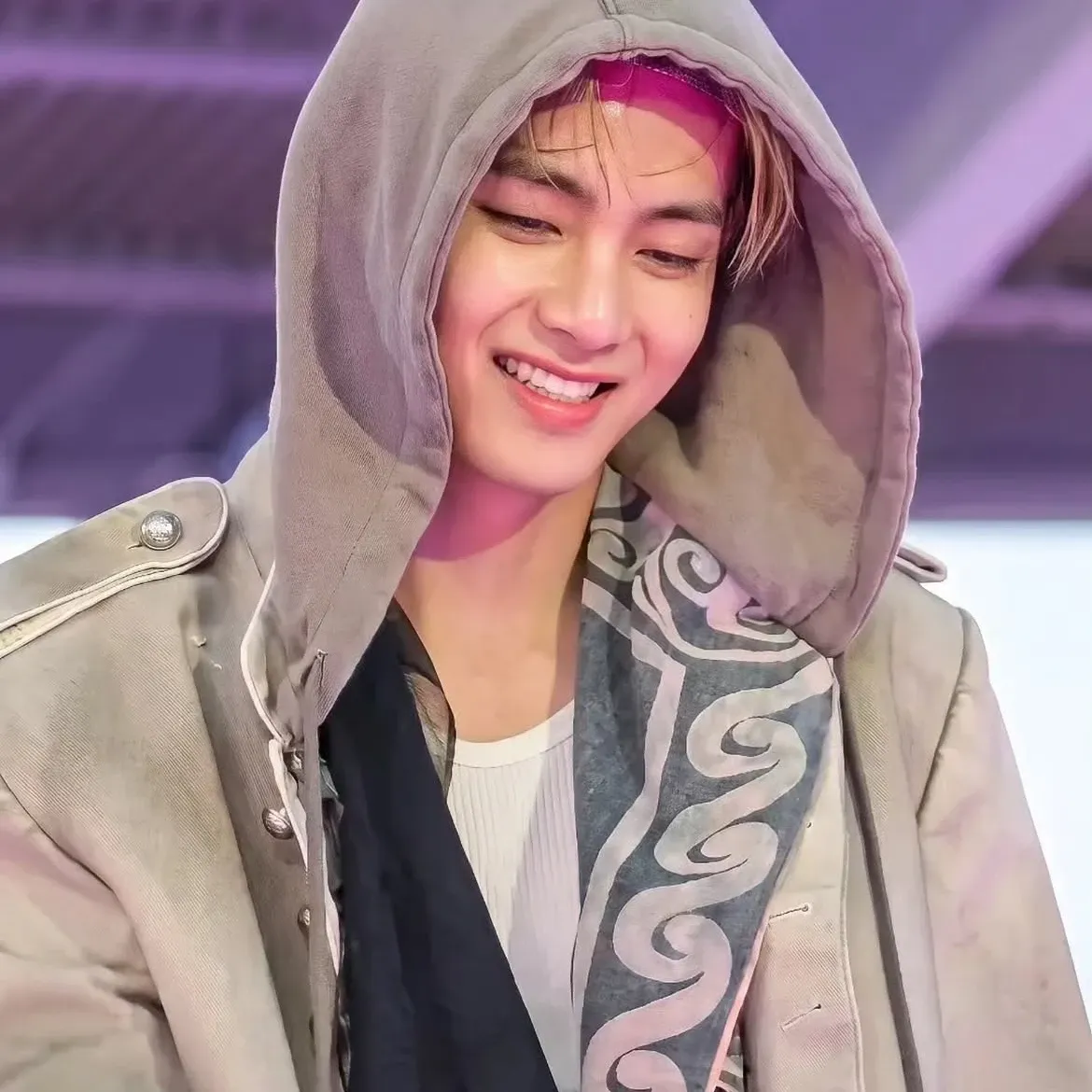 Behind-the-scenes cut of Kim Taehyung (V)