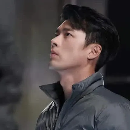 Foto terbaru dari Hyun Bin