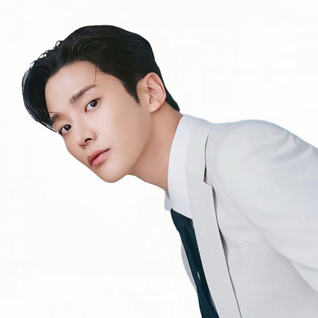 Foto kegiatan terbaru dari Rowoon