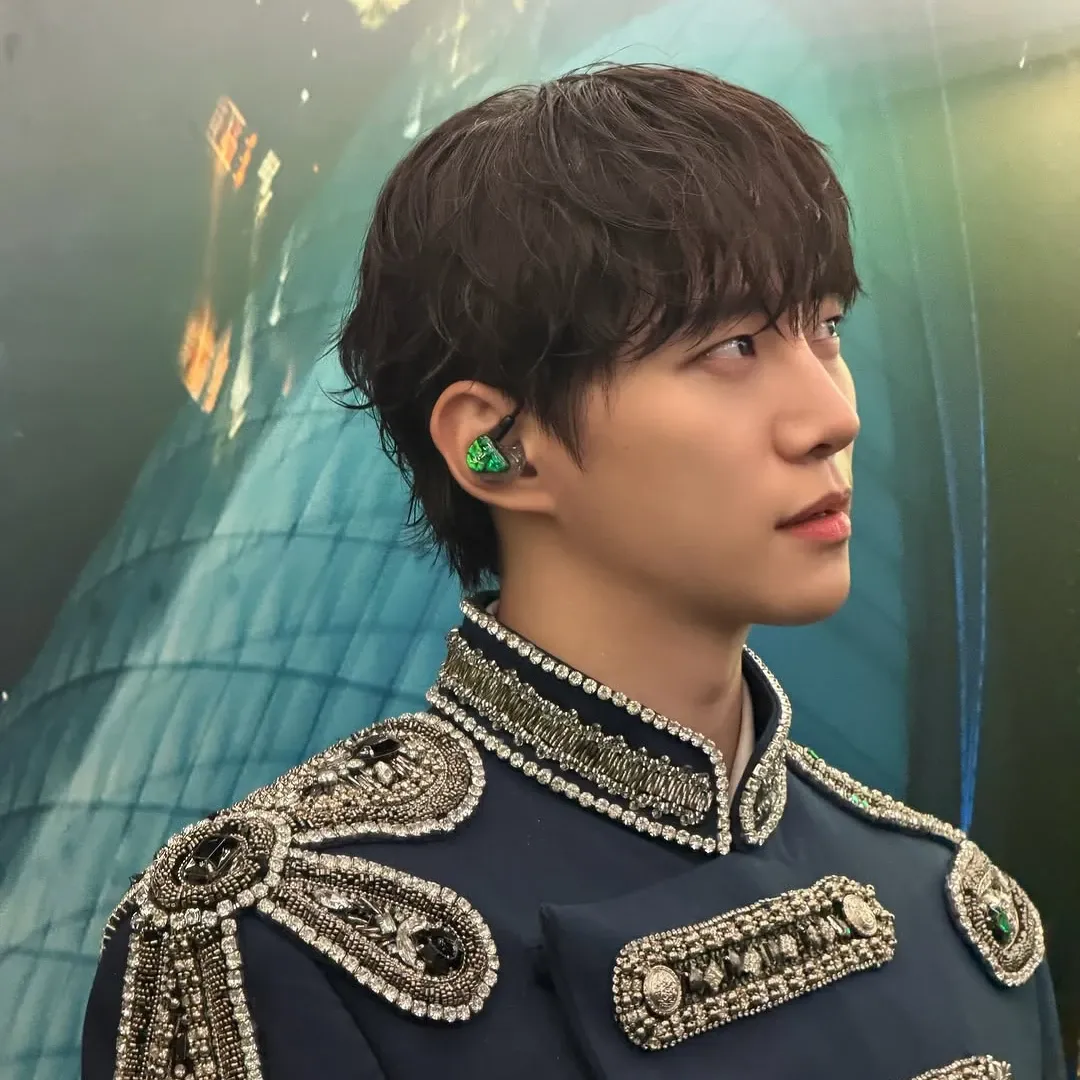 Cuplikan di balik layar dari Lee Junho