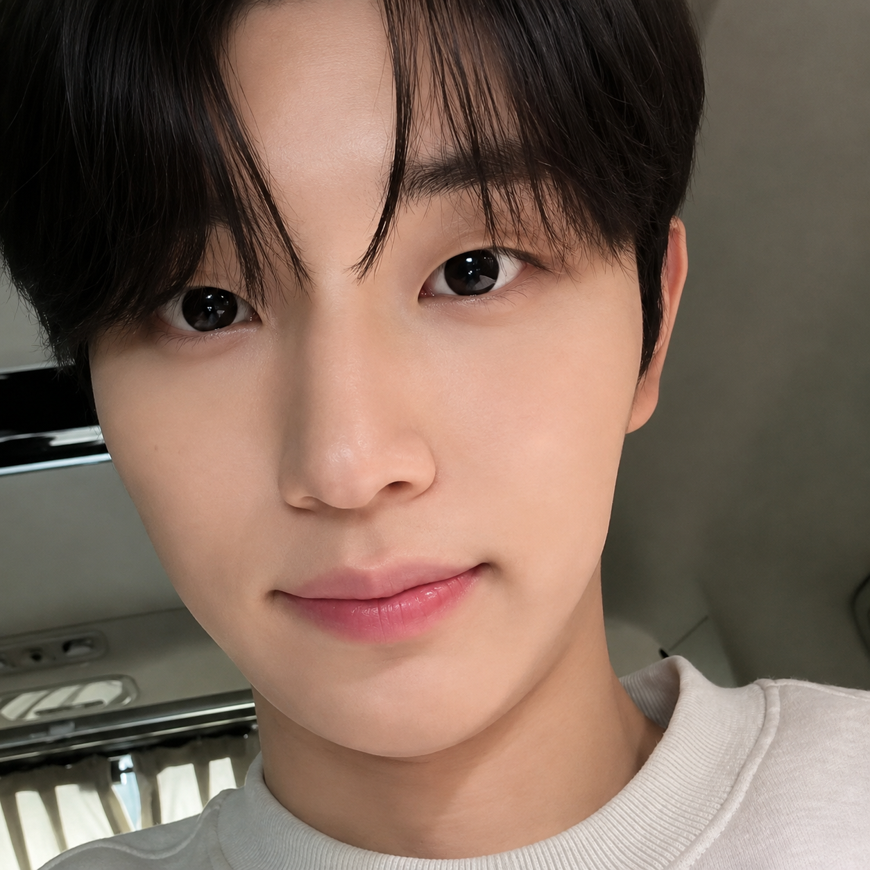 A moment captured by a fan of Kim Jaewon