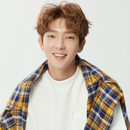 Recent activity shot of Lee Joongi