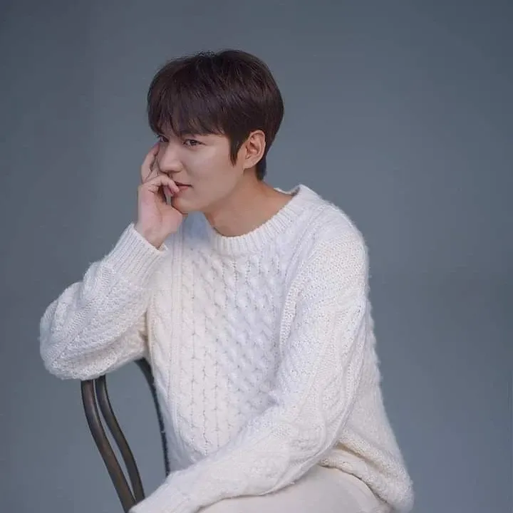 Latest photo of Lee Minho