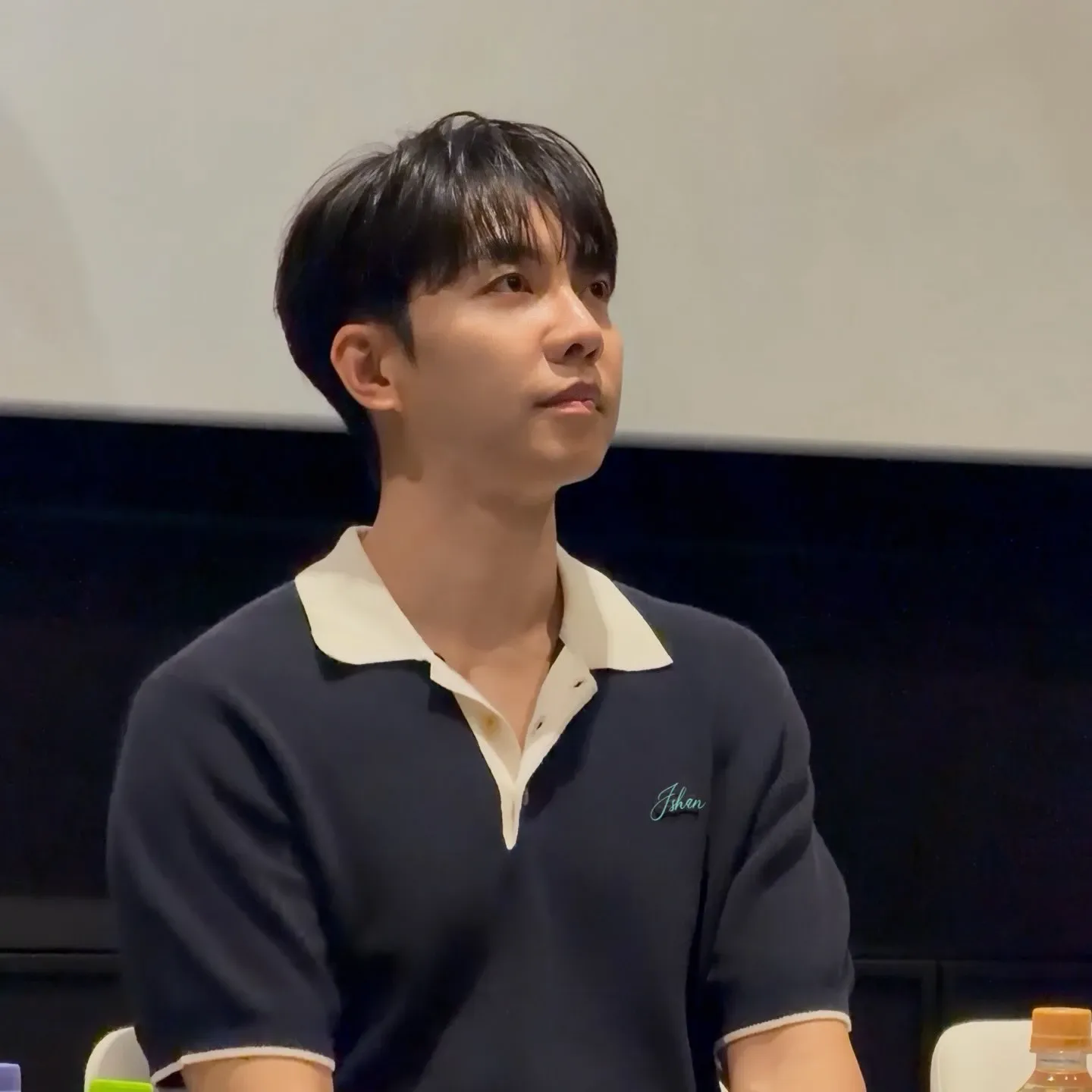 A moment captured by a fan of Lee Seunggi