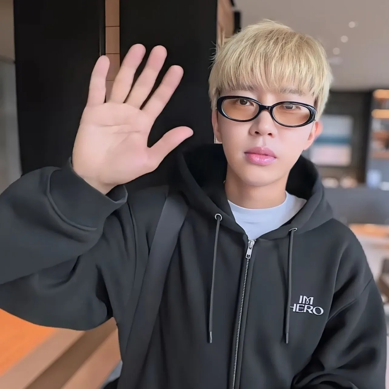 Cuplikan di balik layar dari Lim Youngwoong