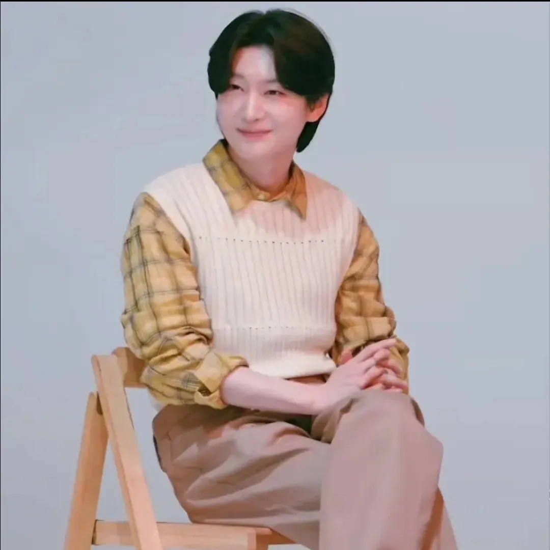 Recent activity shot of Kim Yongbin