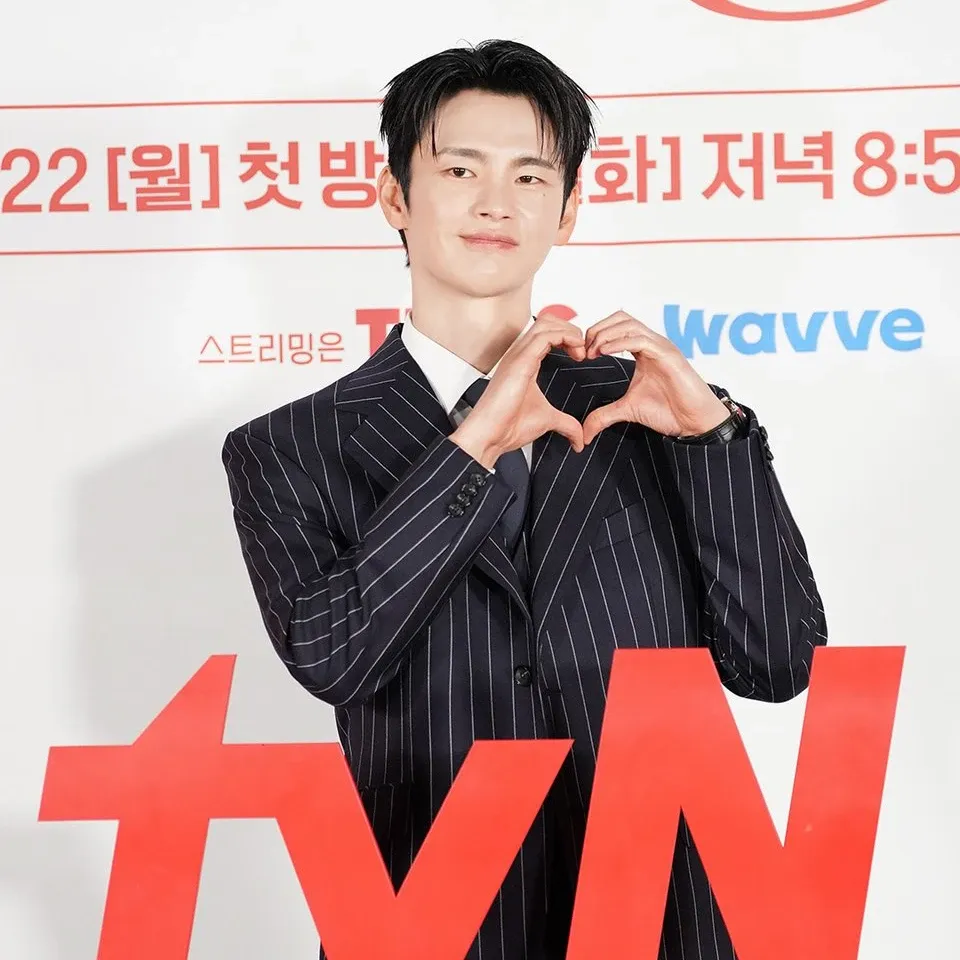 Latest photo of Seo Inguk