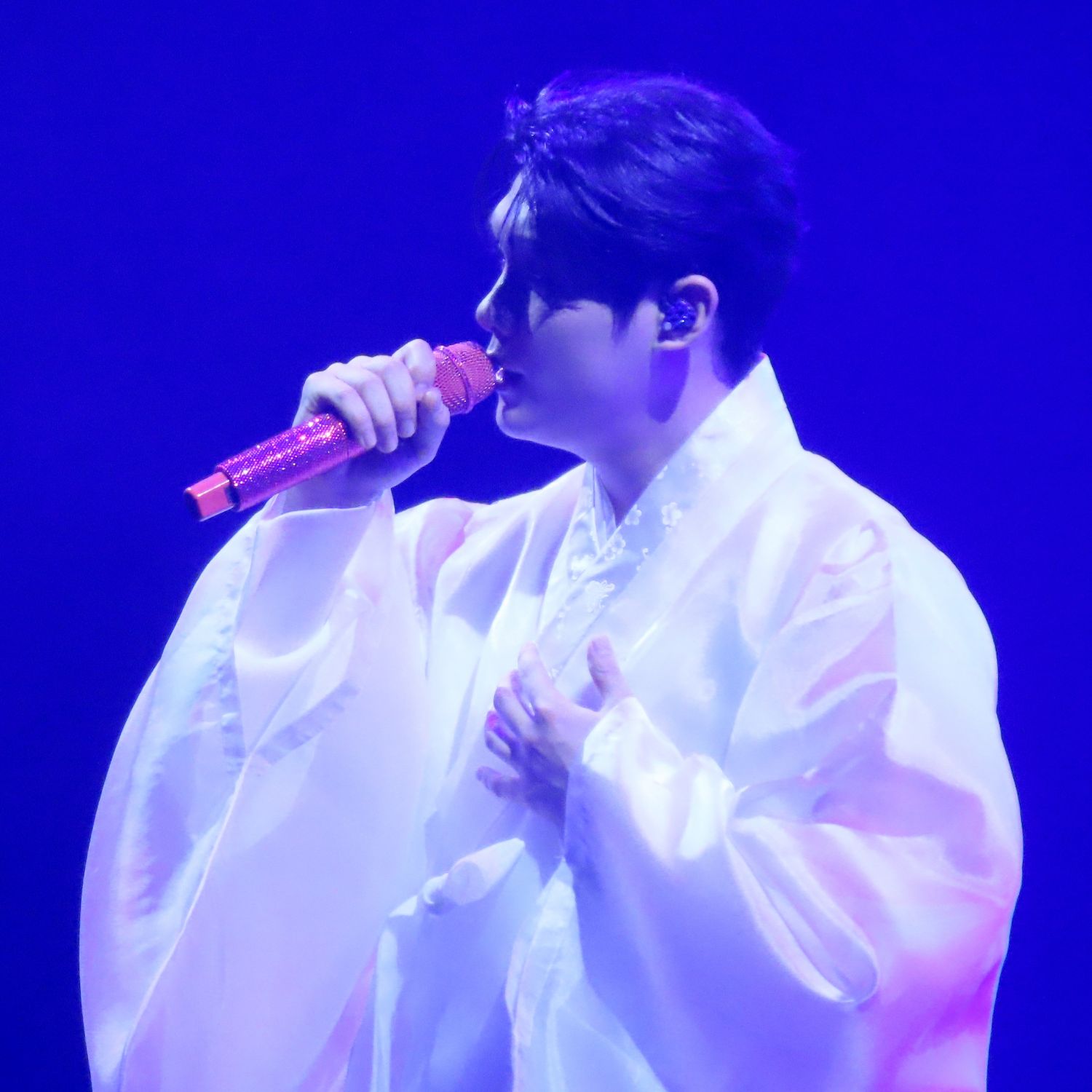 Recent activity shot of Choi Jaemyeong