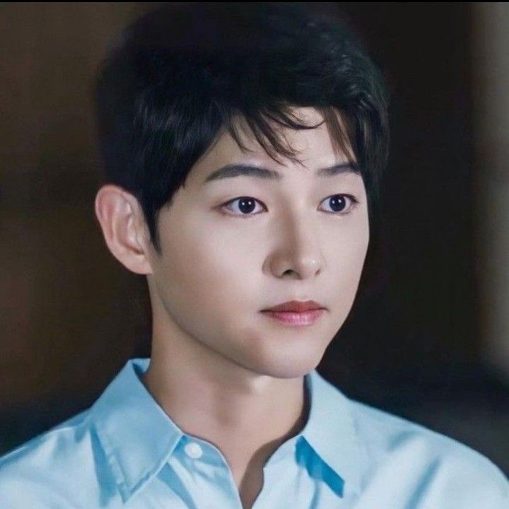 宋仲基的最新照片