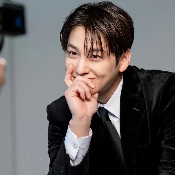 A moment captured by a fan of Kim Bum