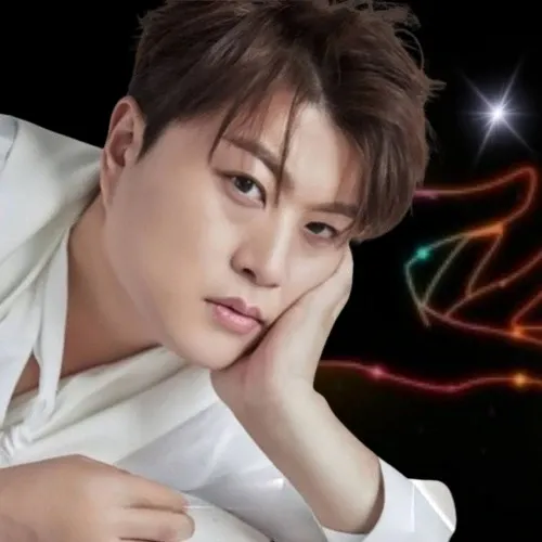 粉絲拍下的金浩中瞬間