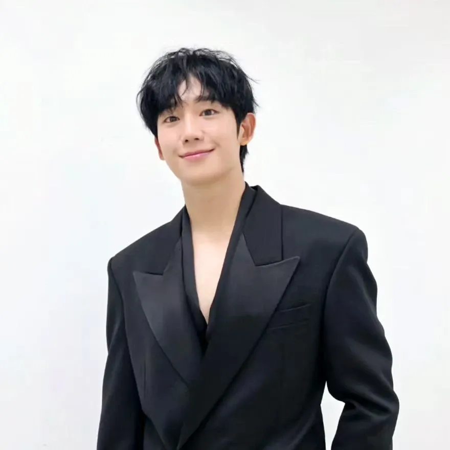 Latest photo of Jung Haein
