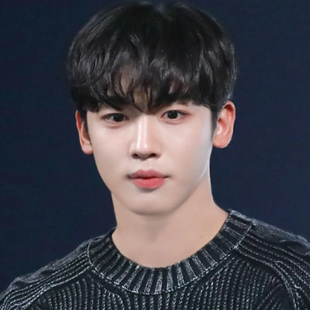 Behind-the-scenes cut of Kim Yohan