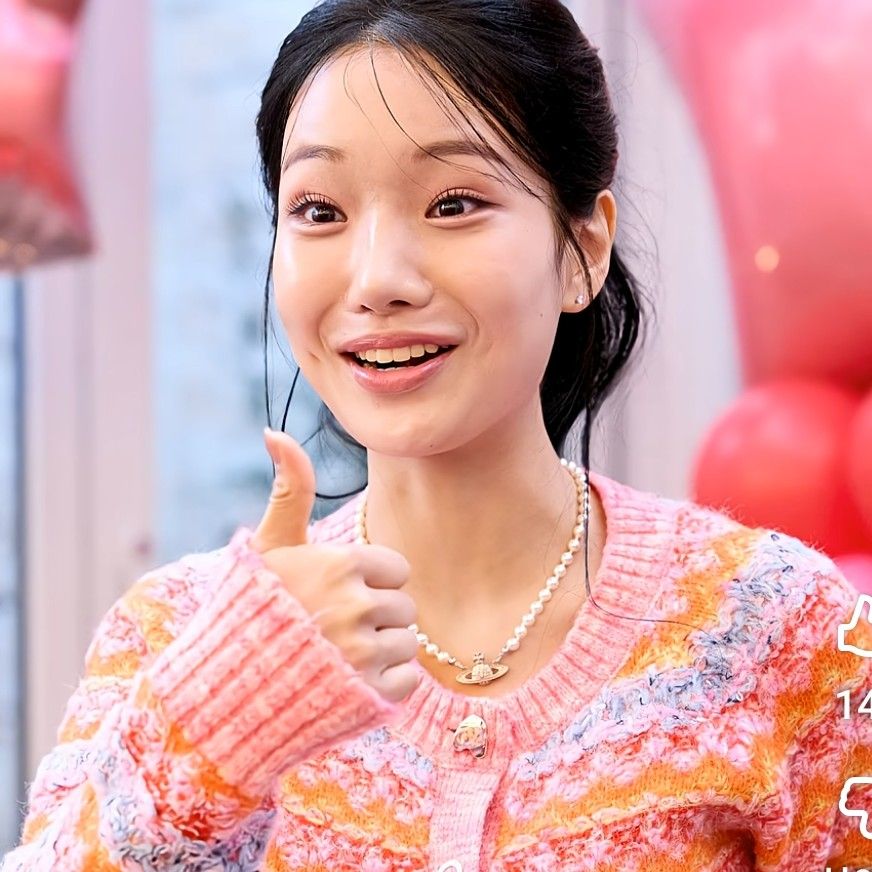 Recent activity shot of Kim Soyeon (2004)