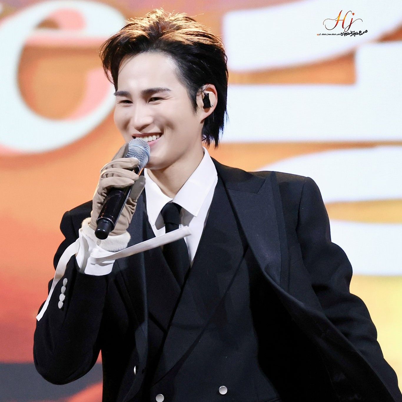 金熙栽的最新照片