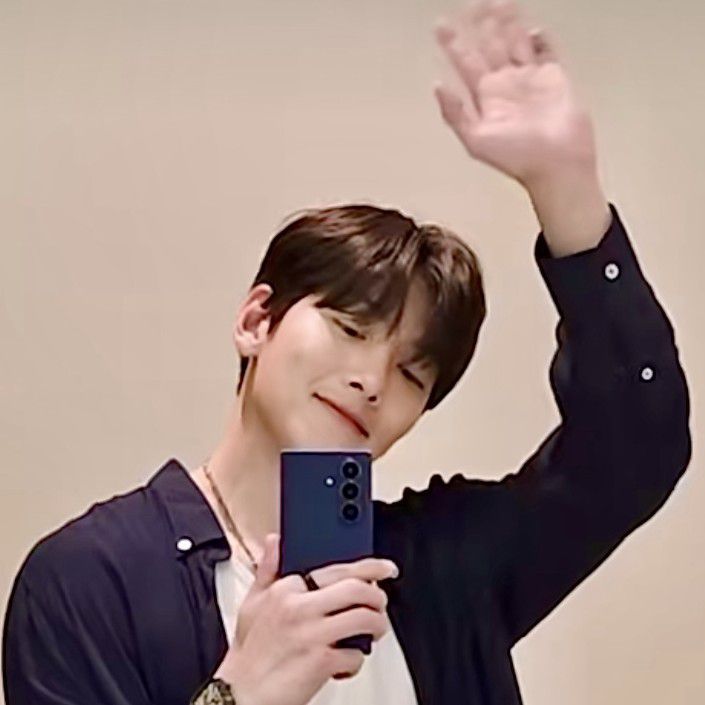 A moment captured by a fan of Ji Changwook