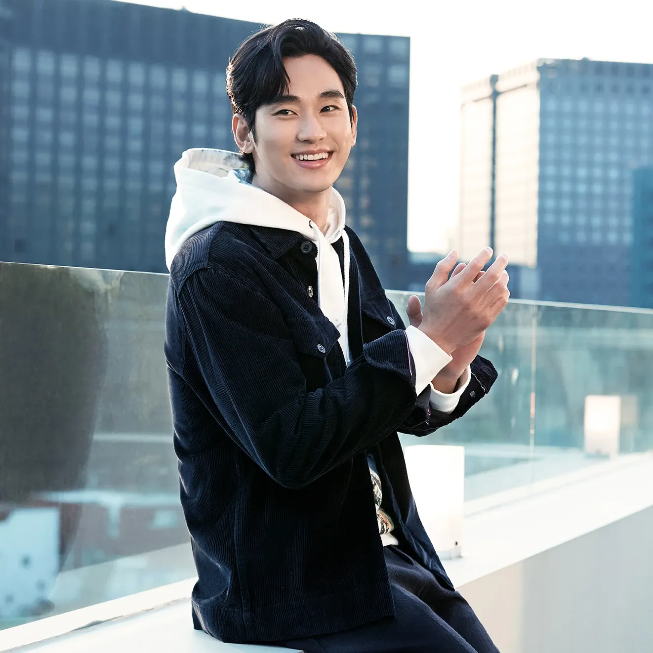 Behind-the-scenes cut of Kim Soohyun