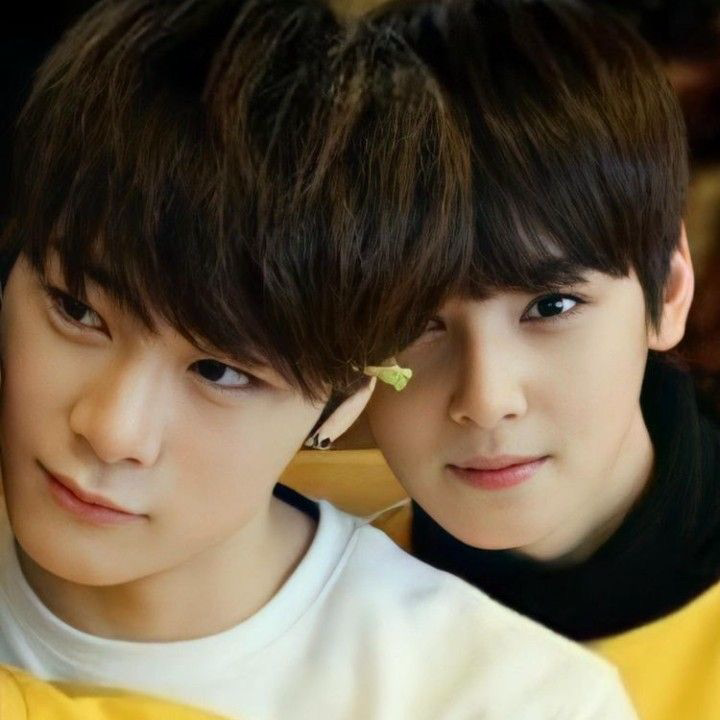 Behind-the-scenes cut of Cha Eunwoo