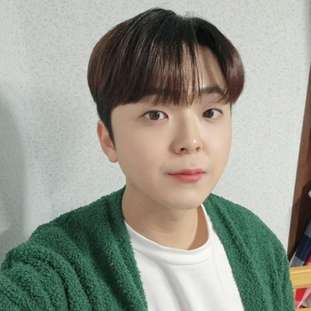 A moment captured by a fan of Park Minsu