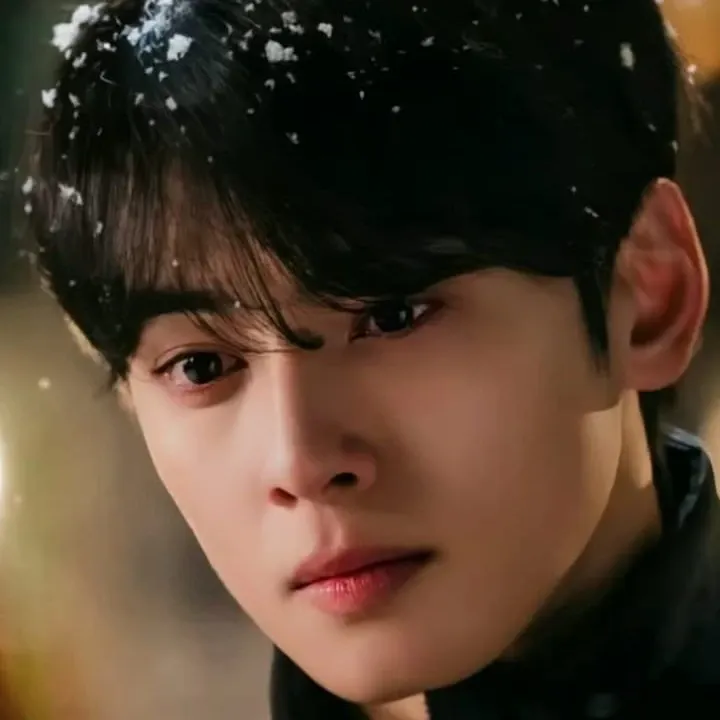 Cuplikan di balik layar dari Cha Eunwoo
