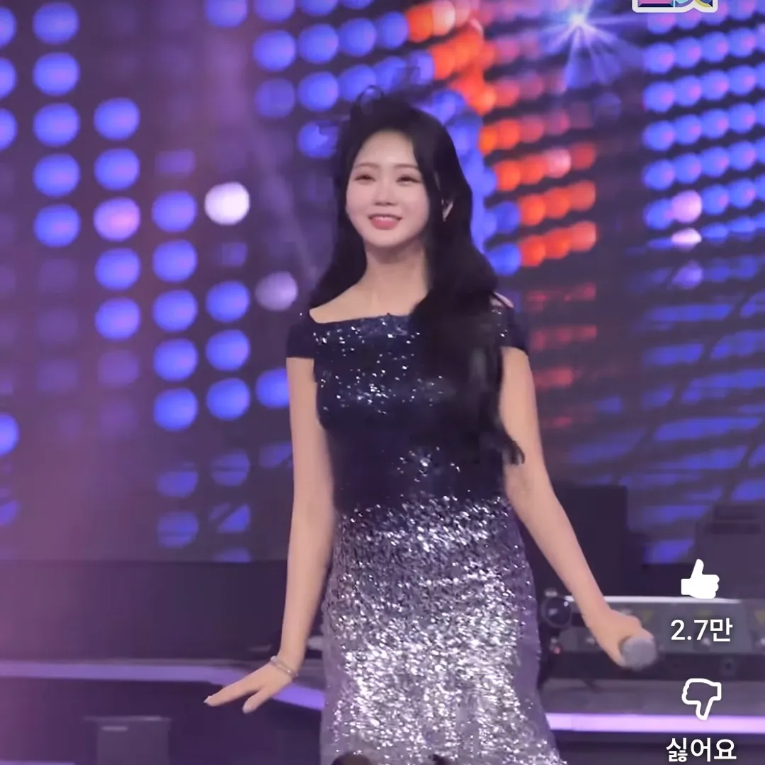 홍지윤 최근 활동샷