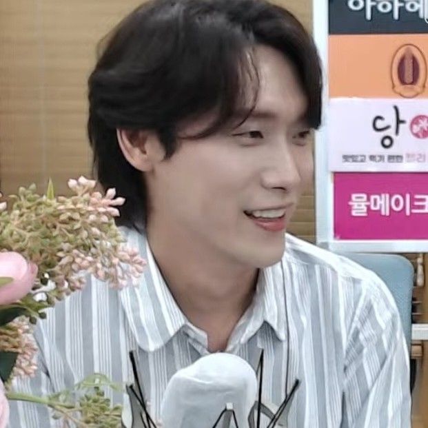 Behind-the-scenes cut of Choi Woojin