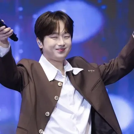 Momen yang diabadikan oleh penggemar Lee Chanwon