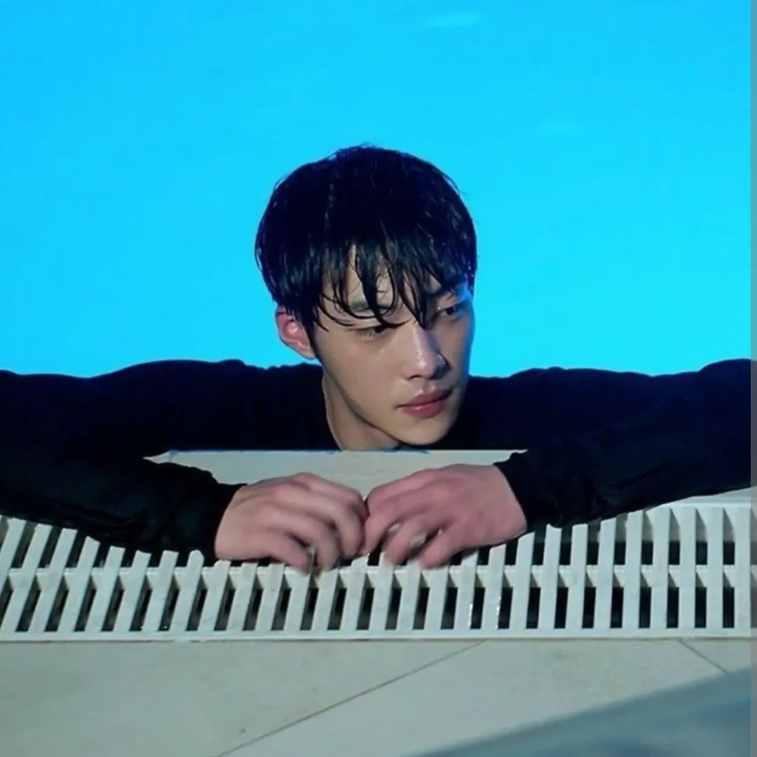Behind-the-scenes cut of Woo Dohwan