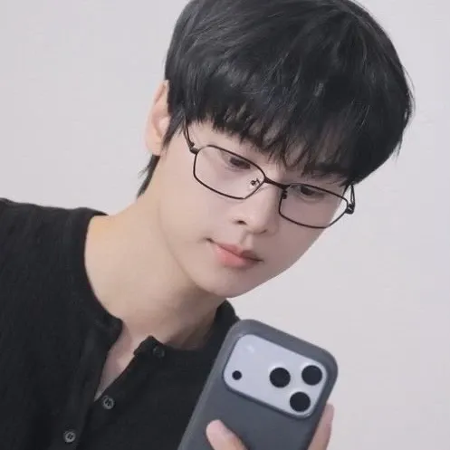 Behind-the-scenes cut of Cha Hakyeon (N)