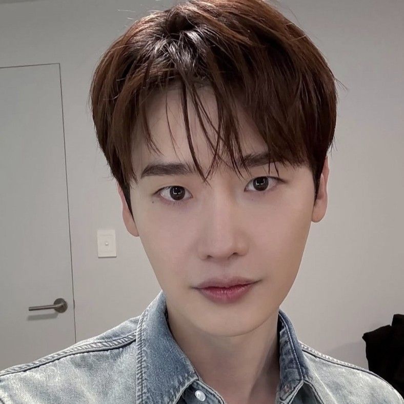 粉絲拍下的李鍾碩瞬間