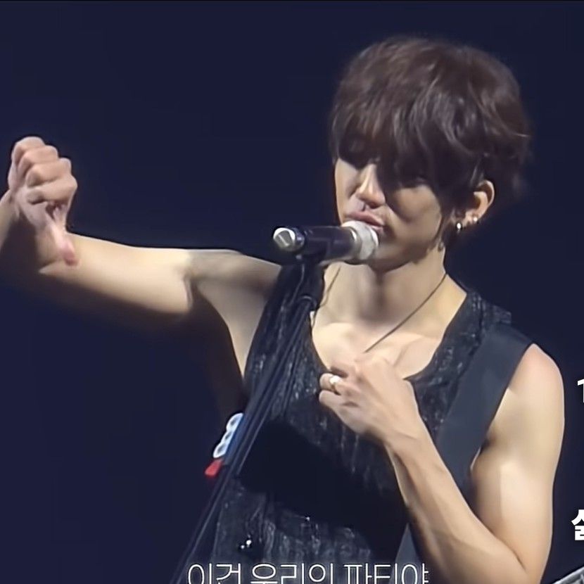 Recent activity shot of Lee Seungyoon