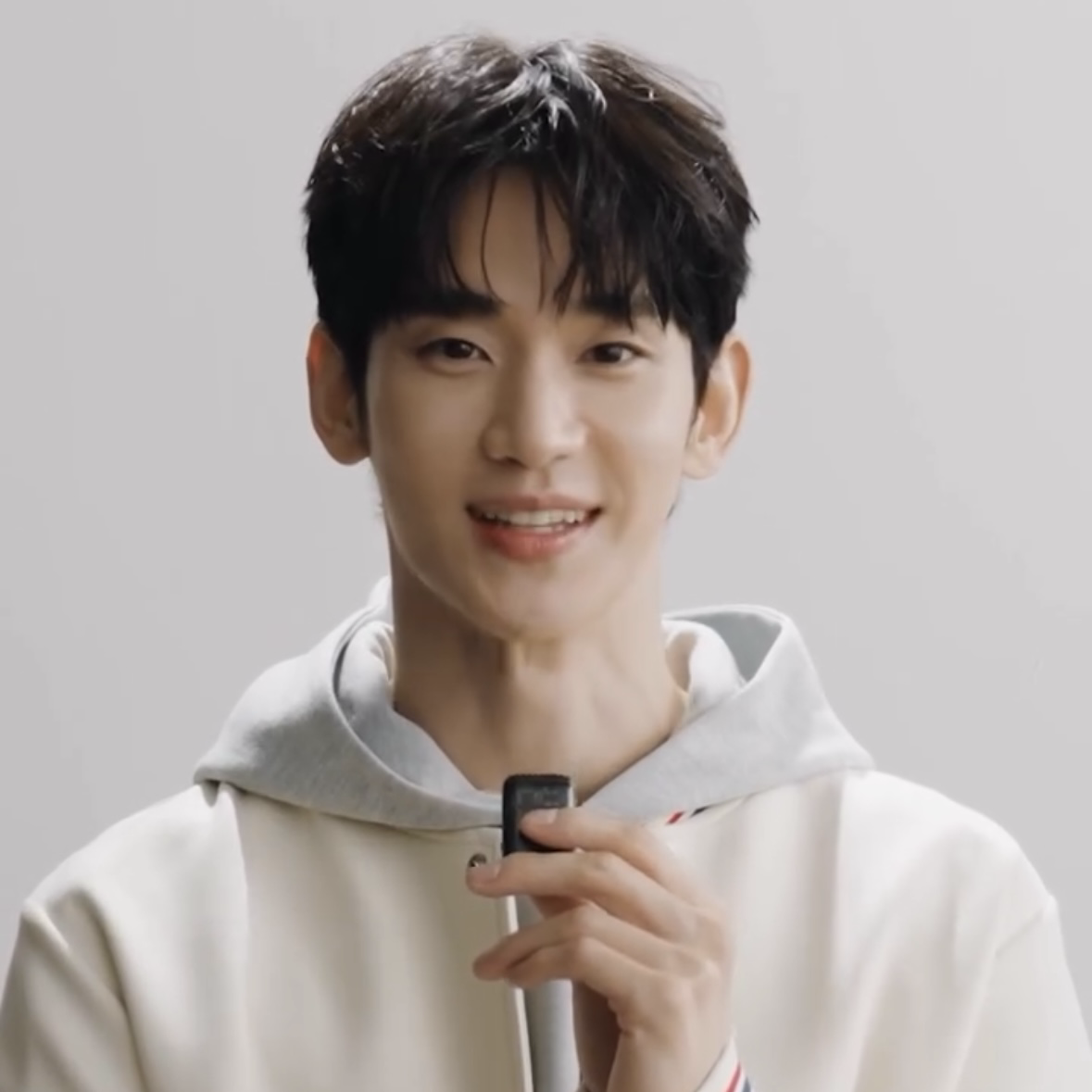 A moment captured by a fan of Kim Soohyun