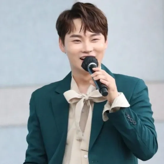 박서진의 최신 사진