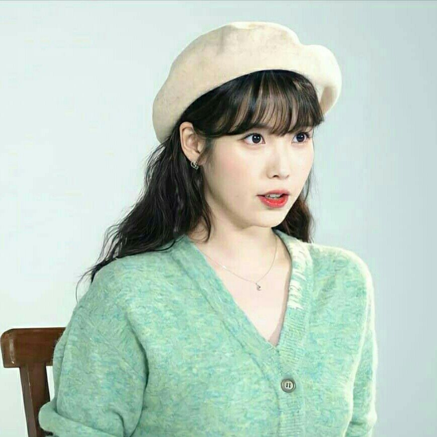 Cuplikan di balik layar dari IU