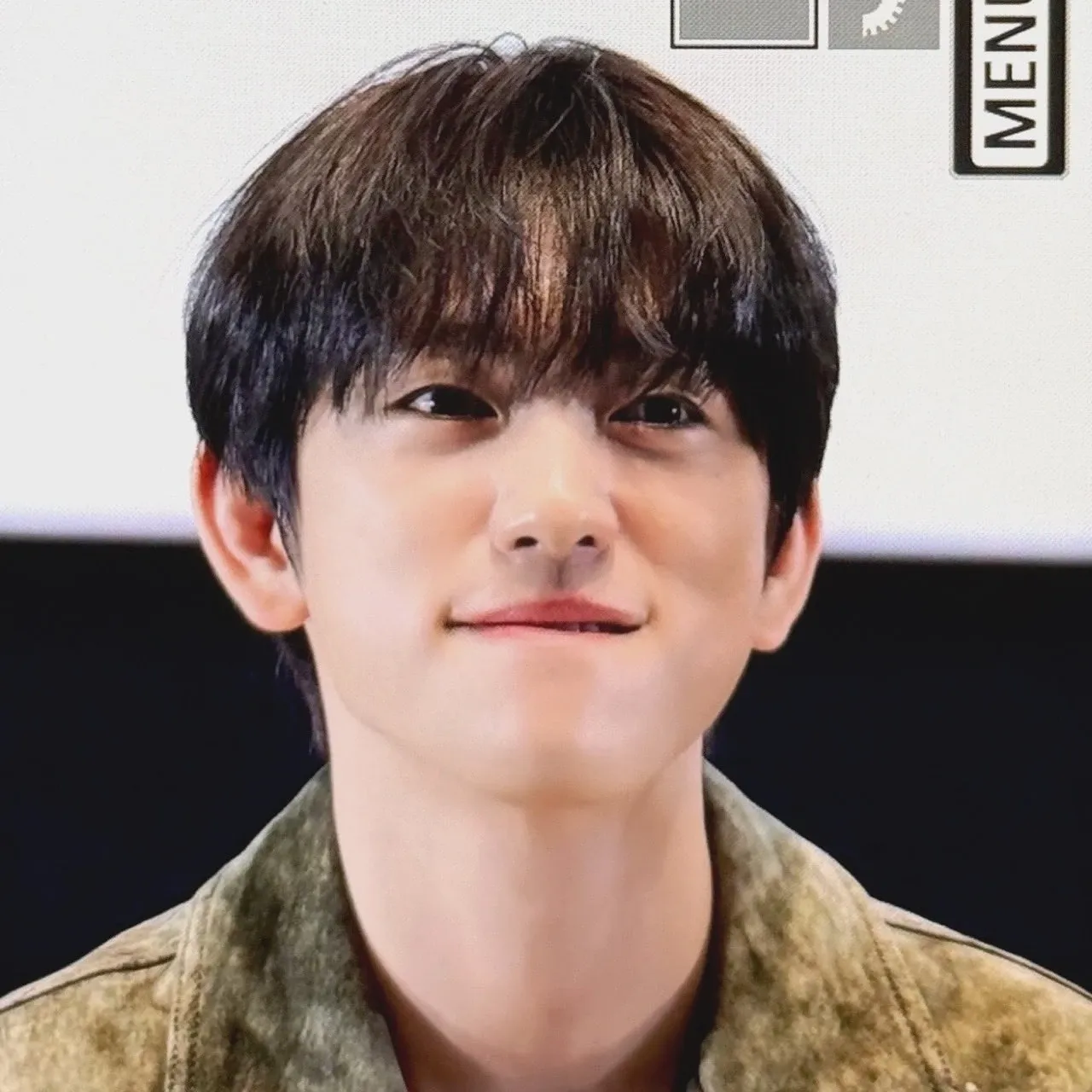 Cuplikan di balik layar dari Park Jinyoung