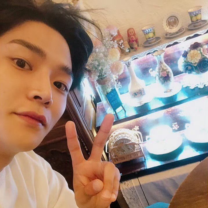 Foto terbaru dari Rowoon