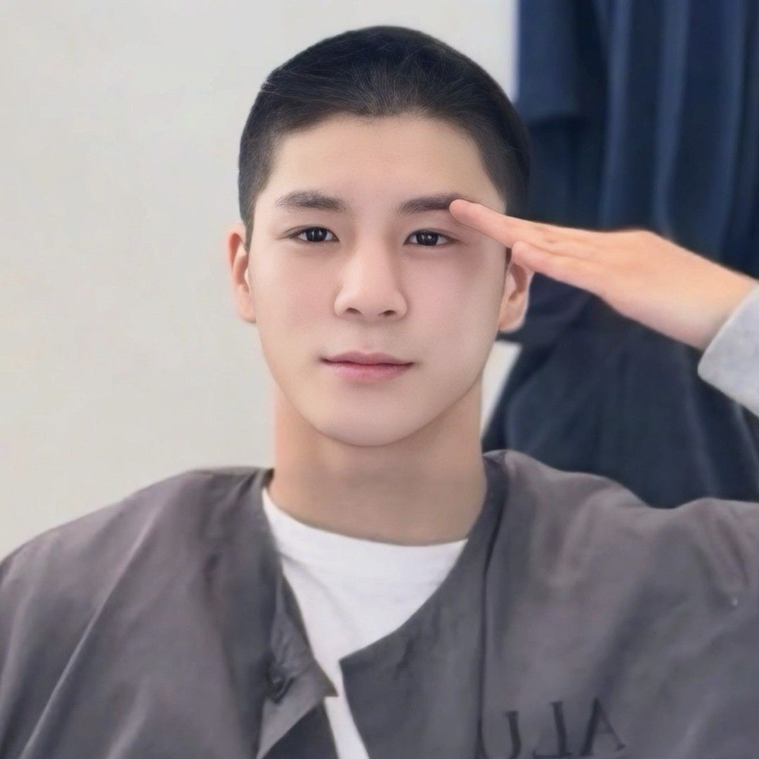 鄭東元的最新照片