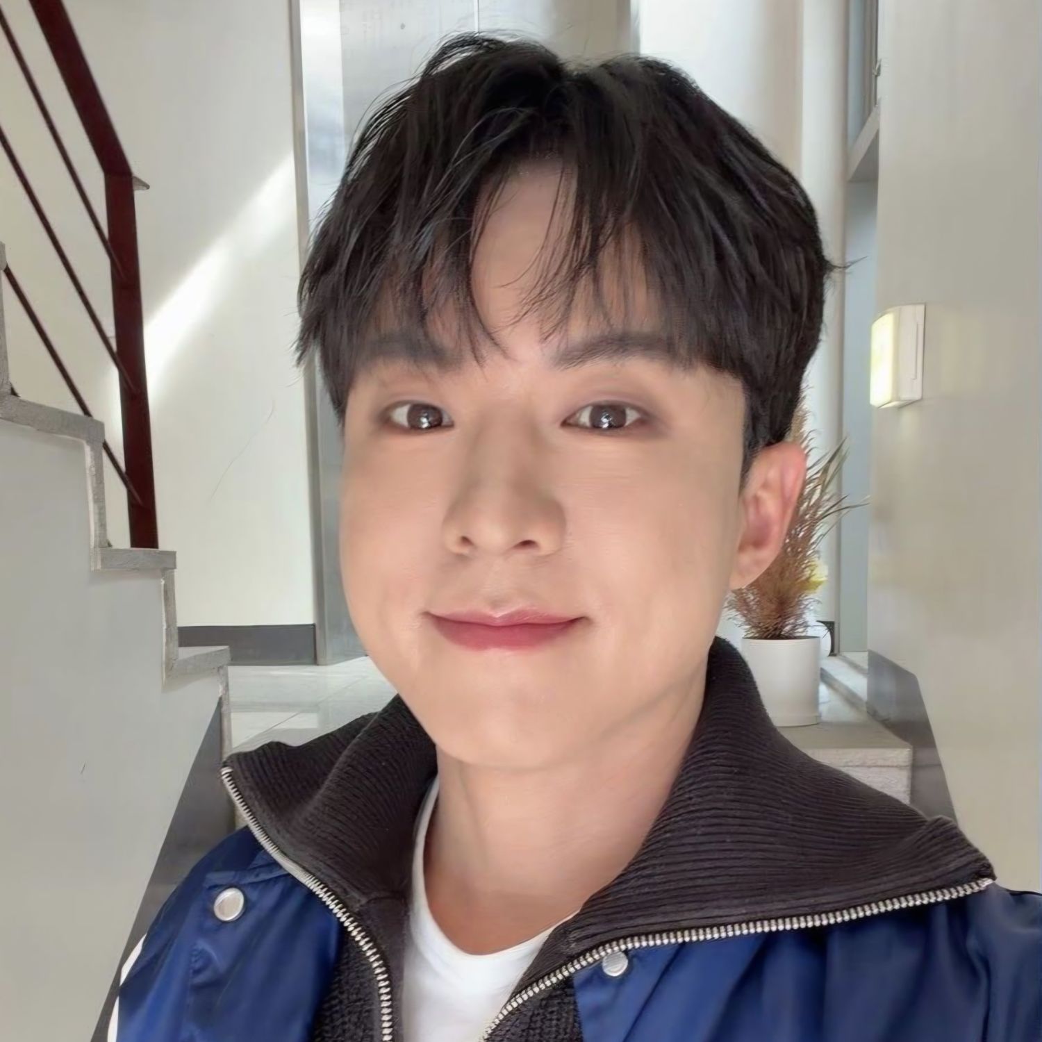 나태주의 비하인드 컷