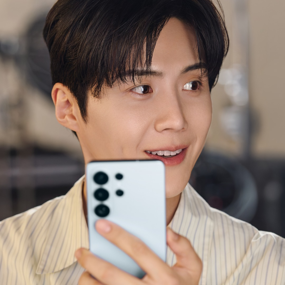 Latest photo of Kim Seonho