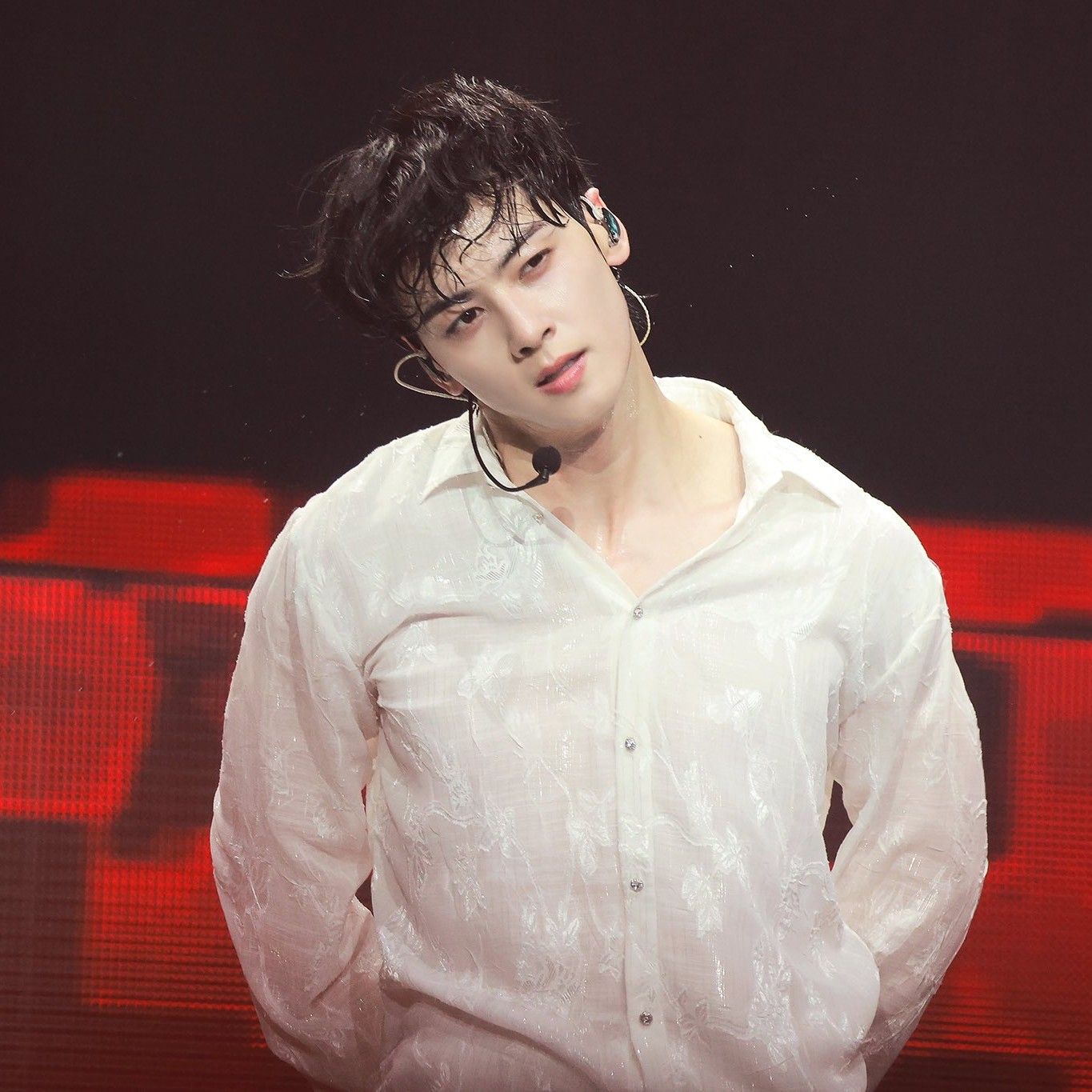 Recent activity shot of Cha Eunwoo